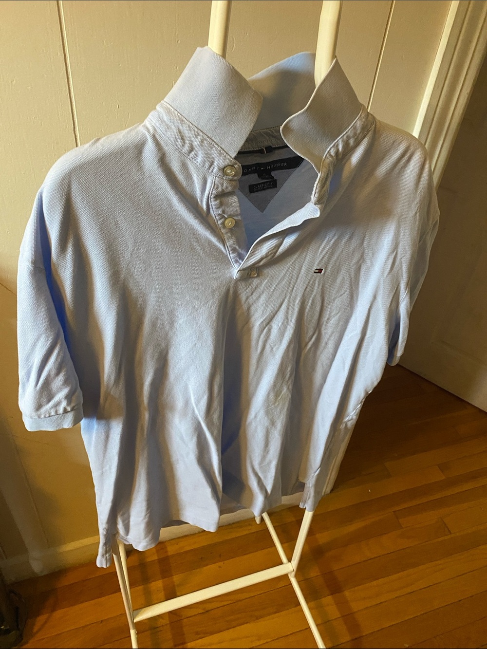 Men’s used Tommy Hilfiger classic fit  polo size XL used great condition